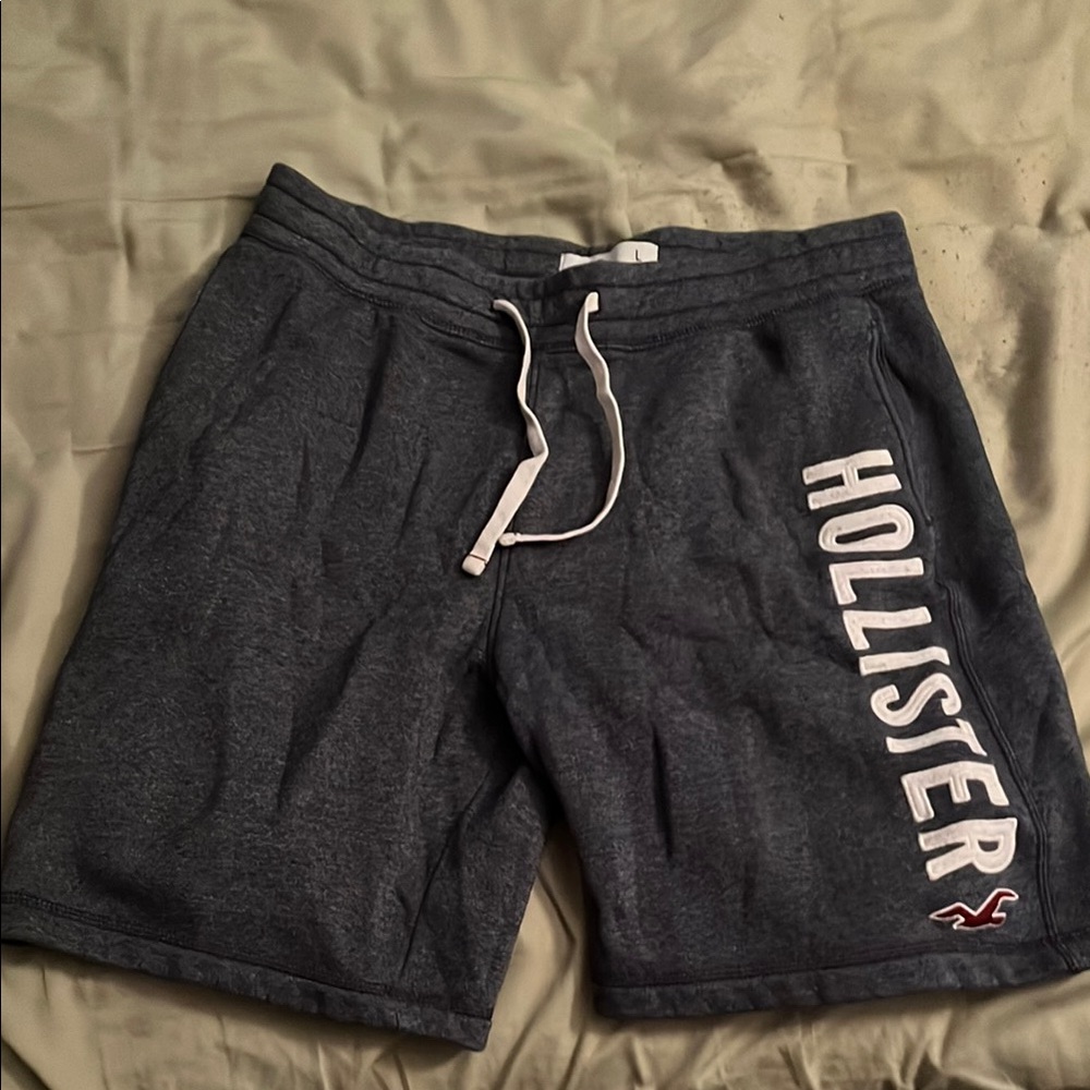 Hollister Men's Grey Shorts